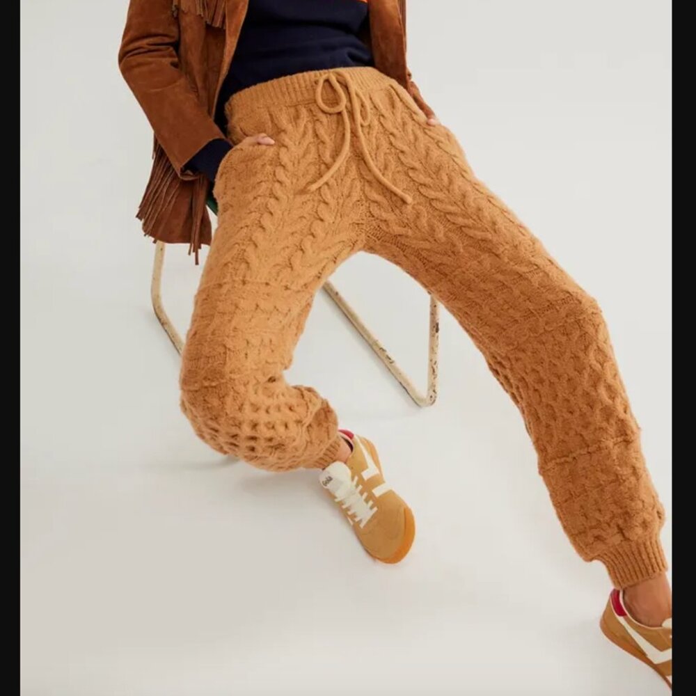 NWT Free People Cable Knit Ramsey Joggers Cozy Caramel Size XS - Picture 1 of 10